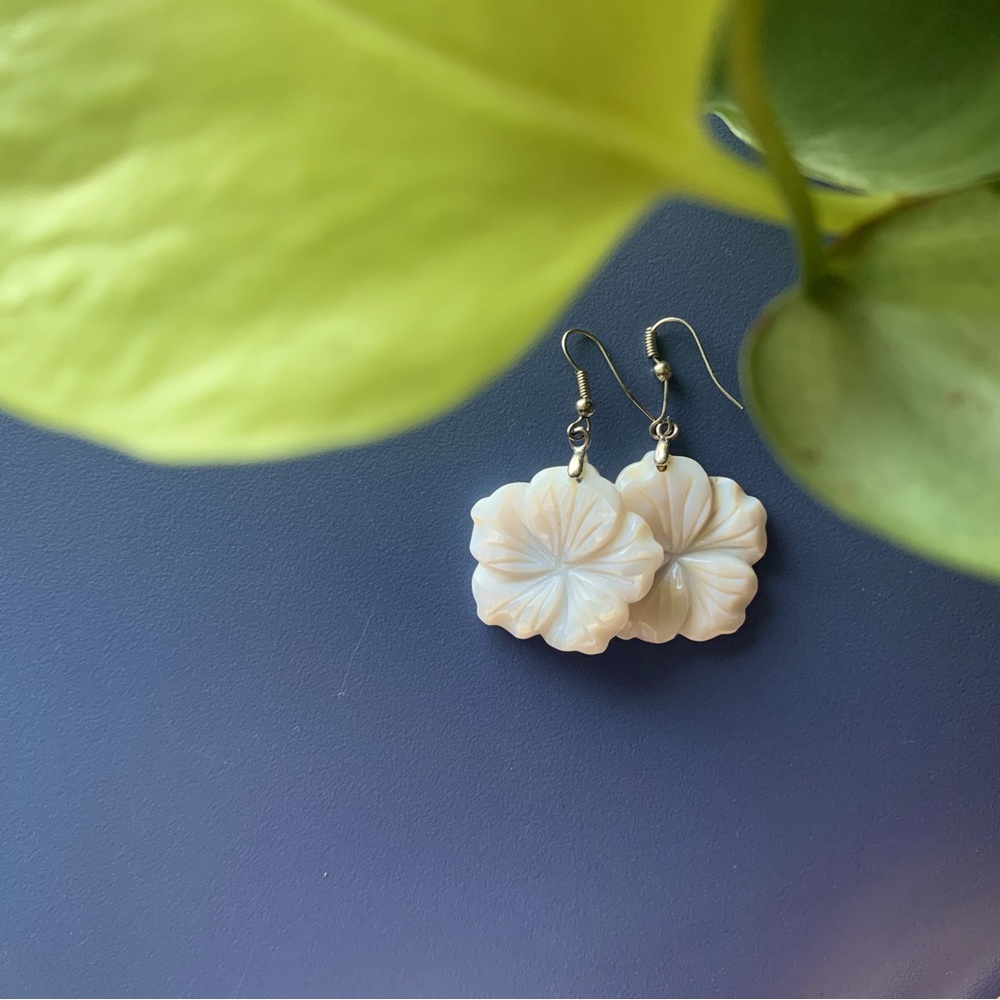 Mother of Pearl Plumeria drop earrings